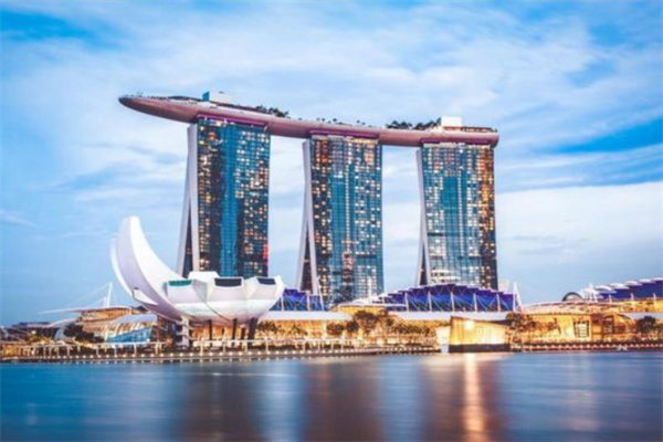 新加坡自雇創(chuàng)業(yè)移民，一人獲批全家移居
